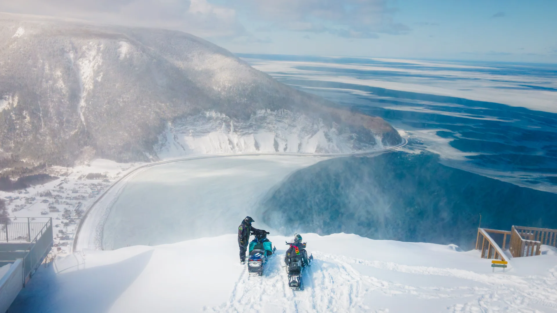  Snowmobiling in Mont-Saint-Pierre