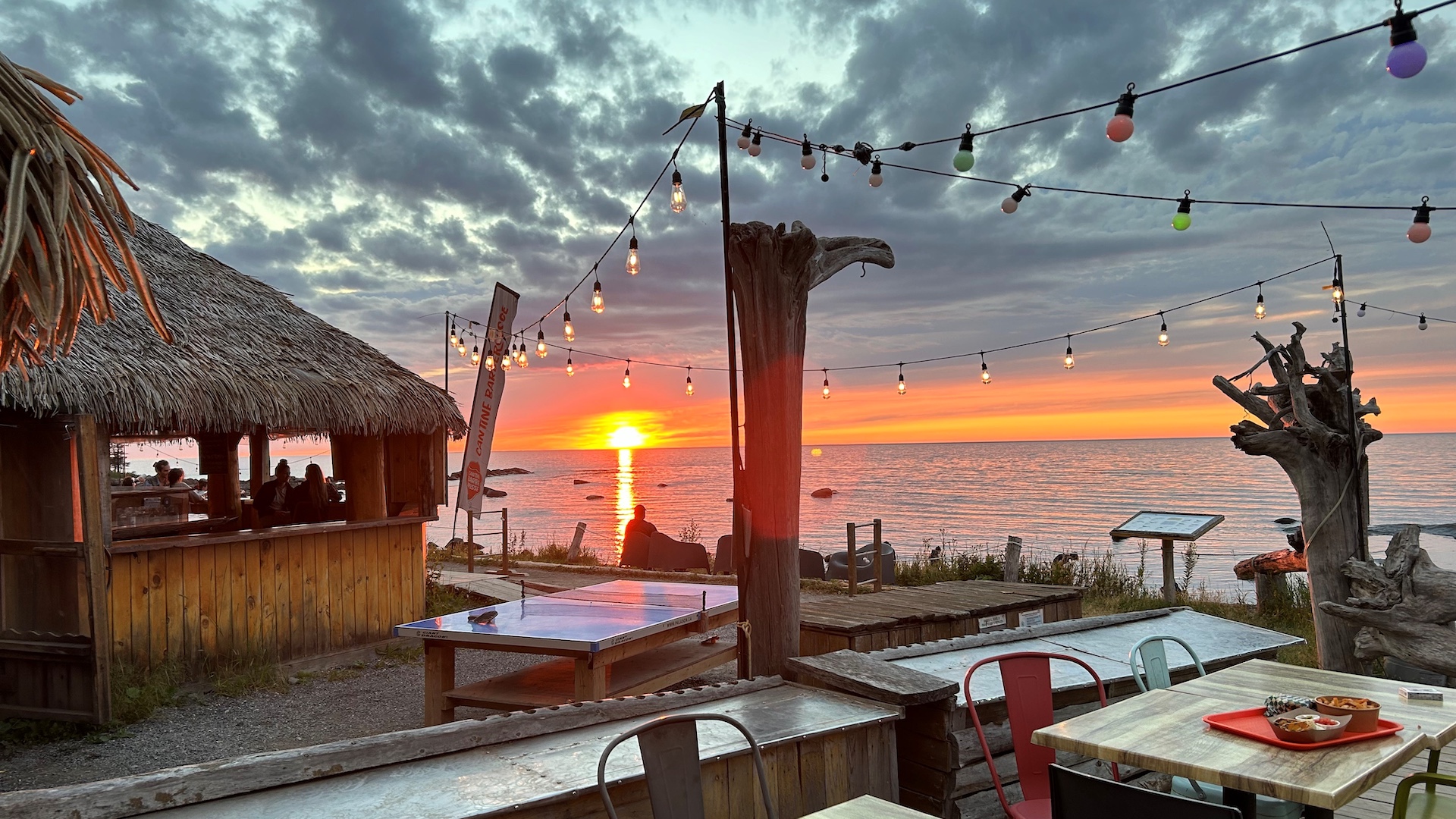 Auberge Festive Sea Shack