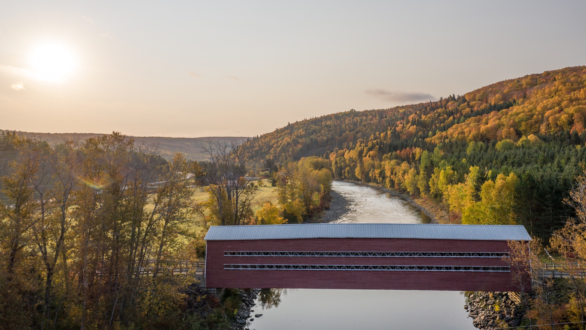Pont couvert de Saint-René-de-Matane