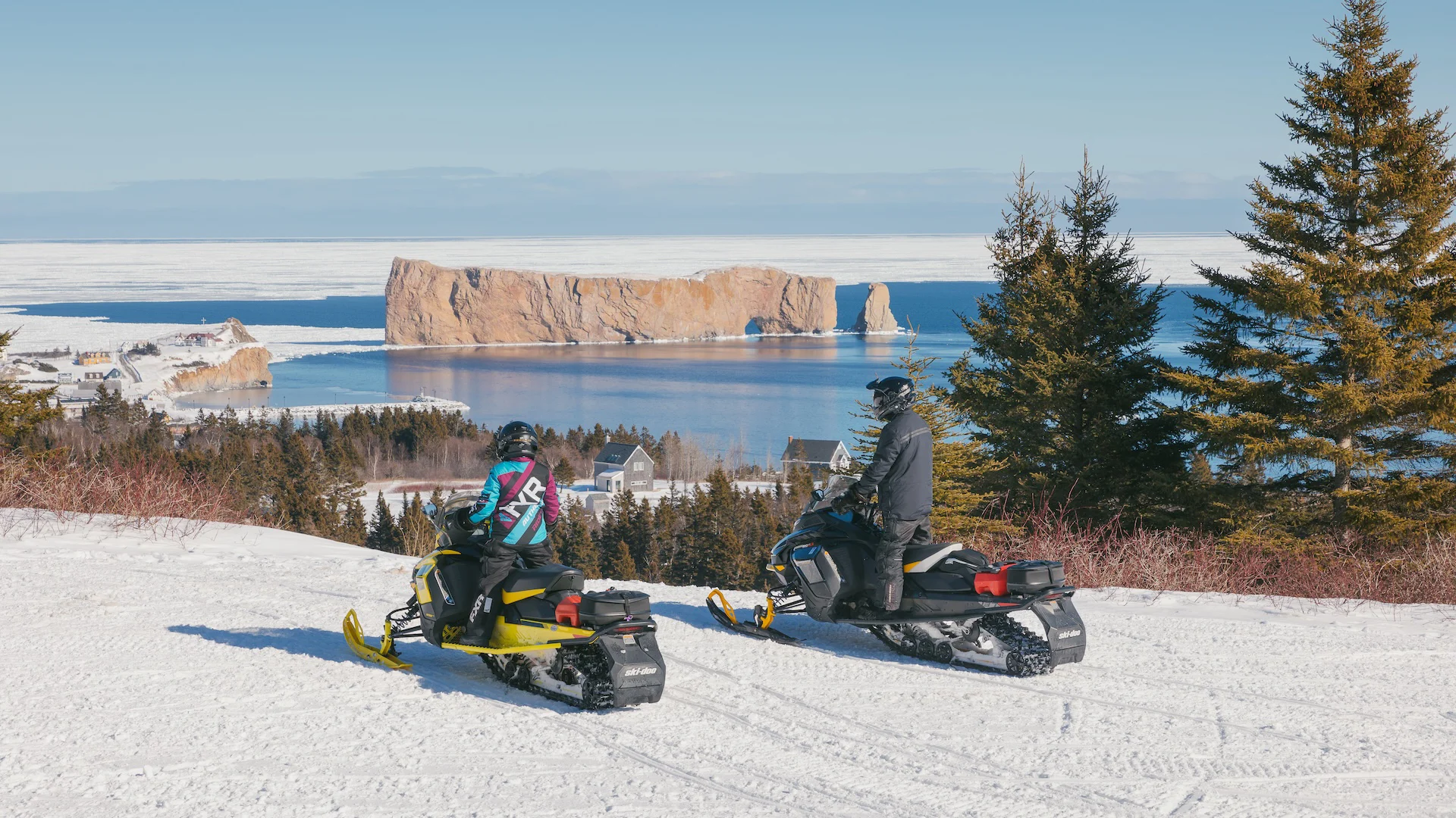 Motoneige à Percé