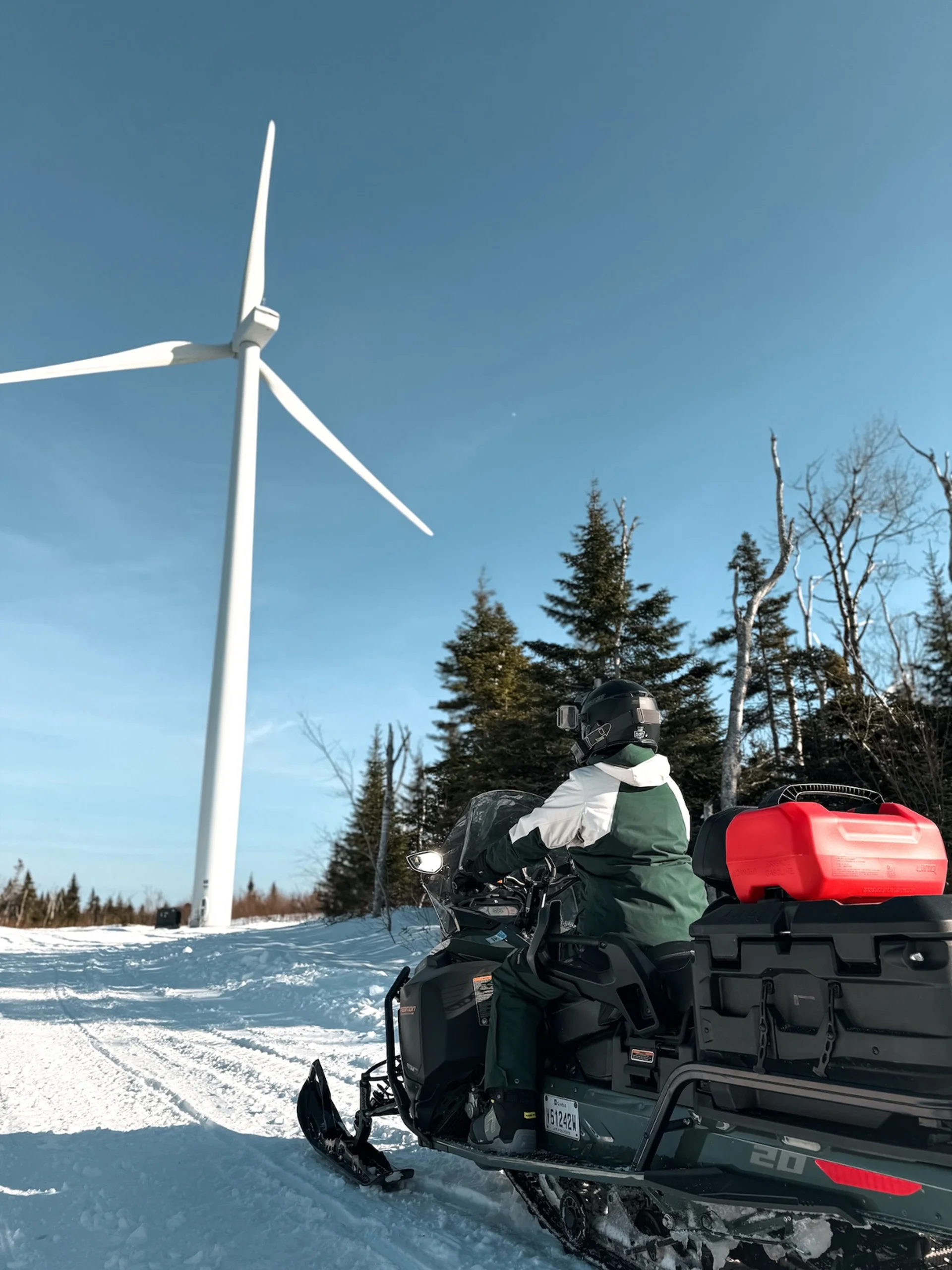 Snowmobiling in Carleton-sur-Mer