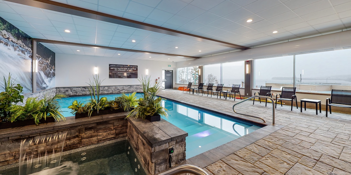 Piscine de l'Hôtel Plante