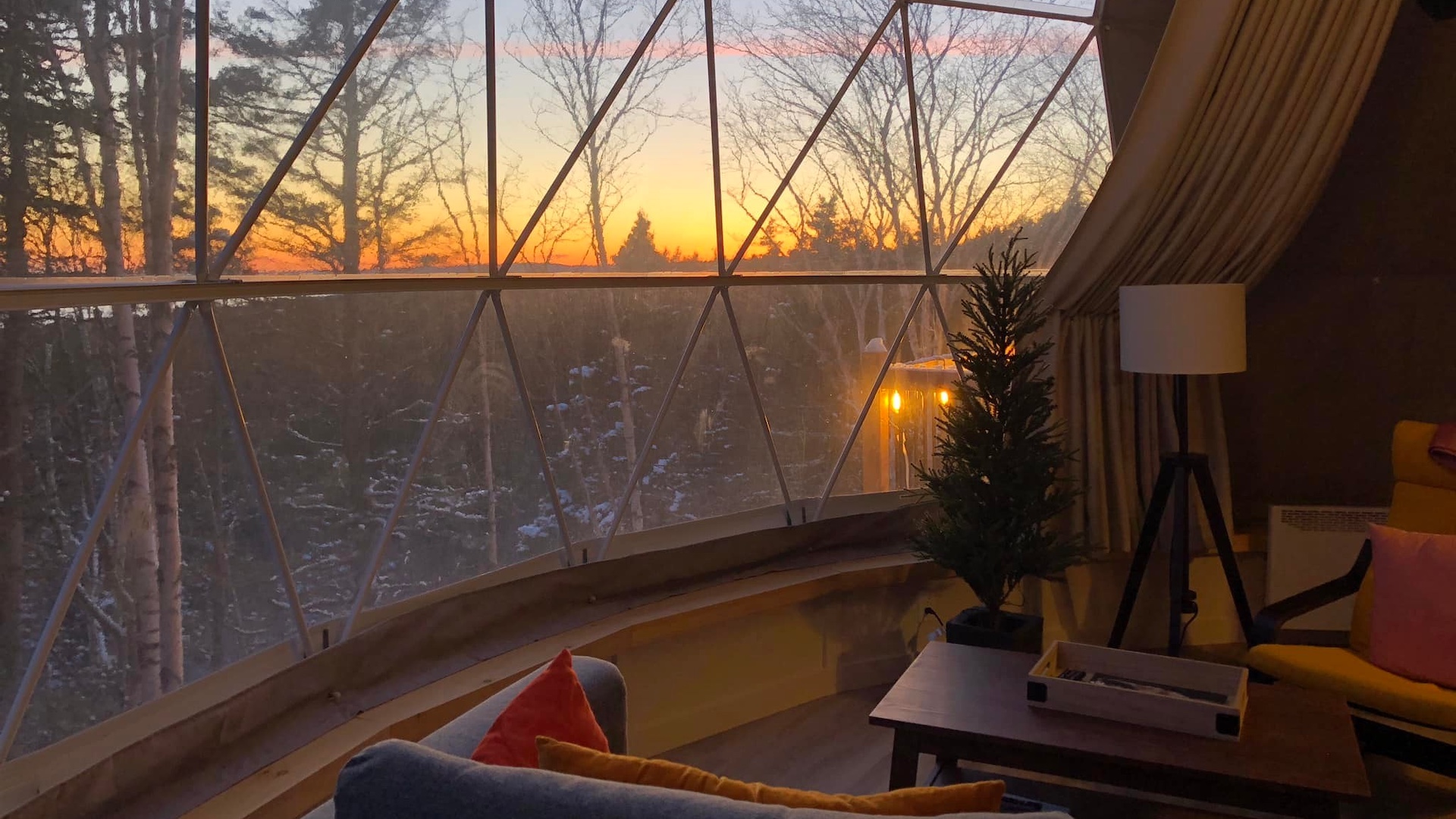 Dômes Rocher Percé au Domaine Renard