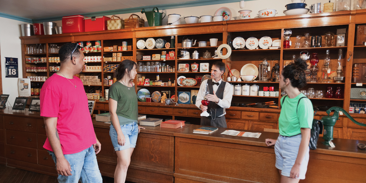Magasin général historique authentique 1928