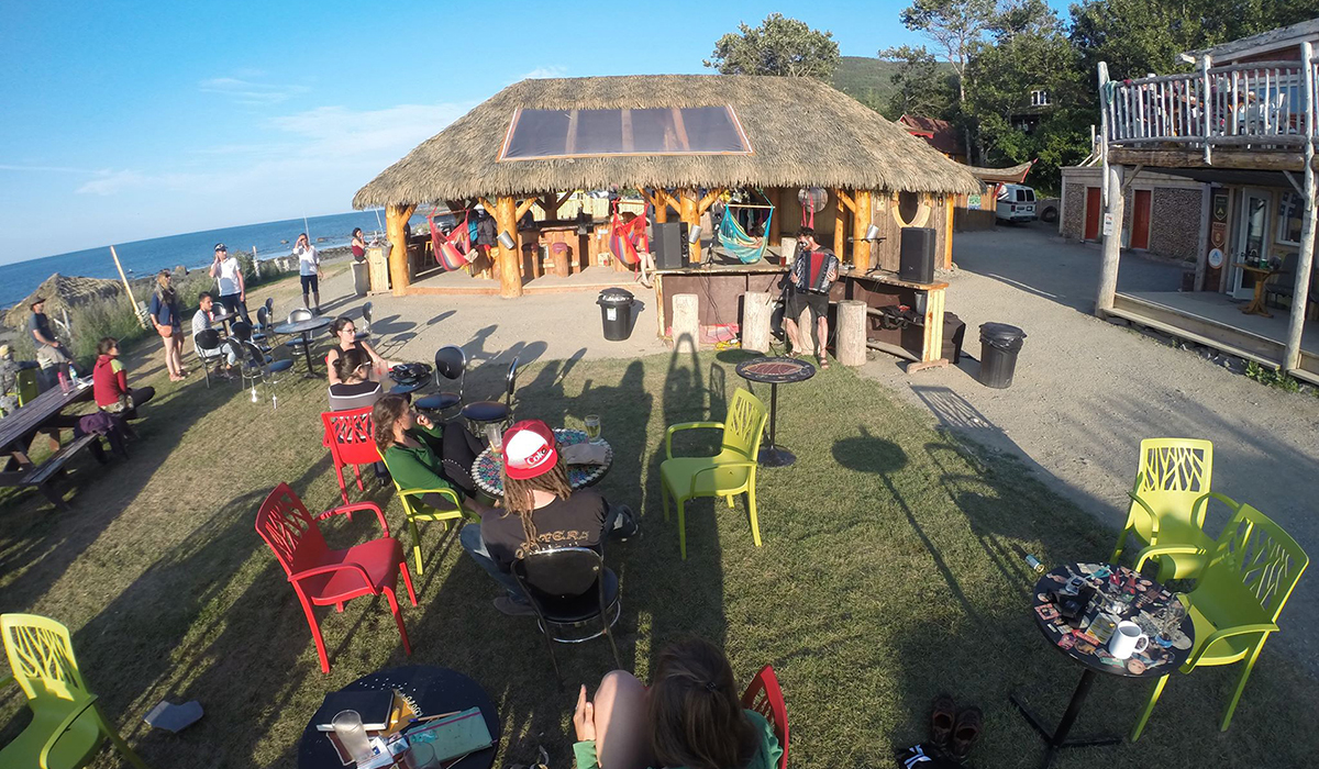 Auberge Festive Sea Shack