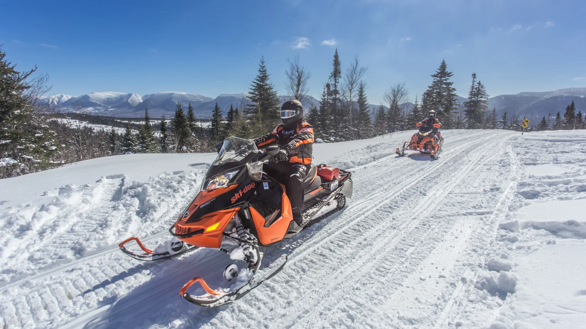 Snowmobiling in La Matanie