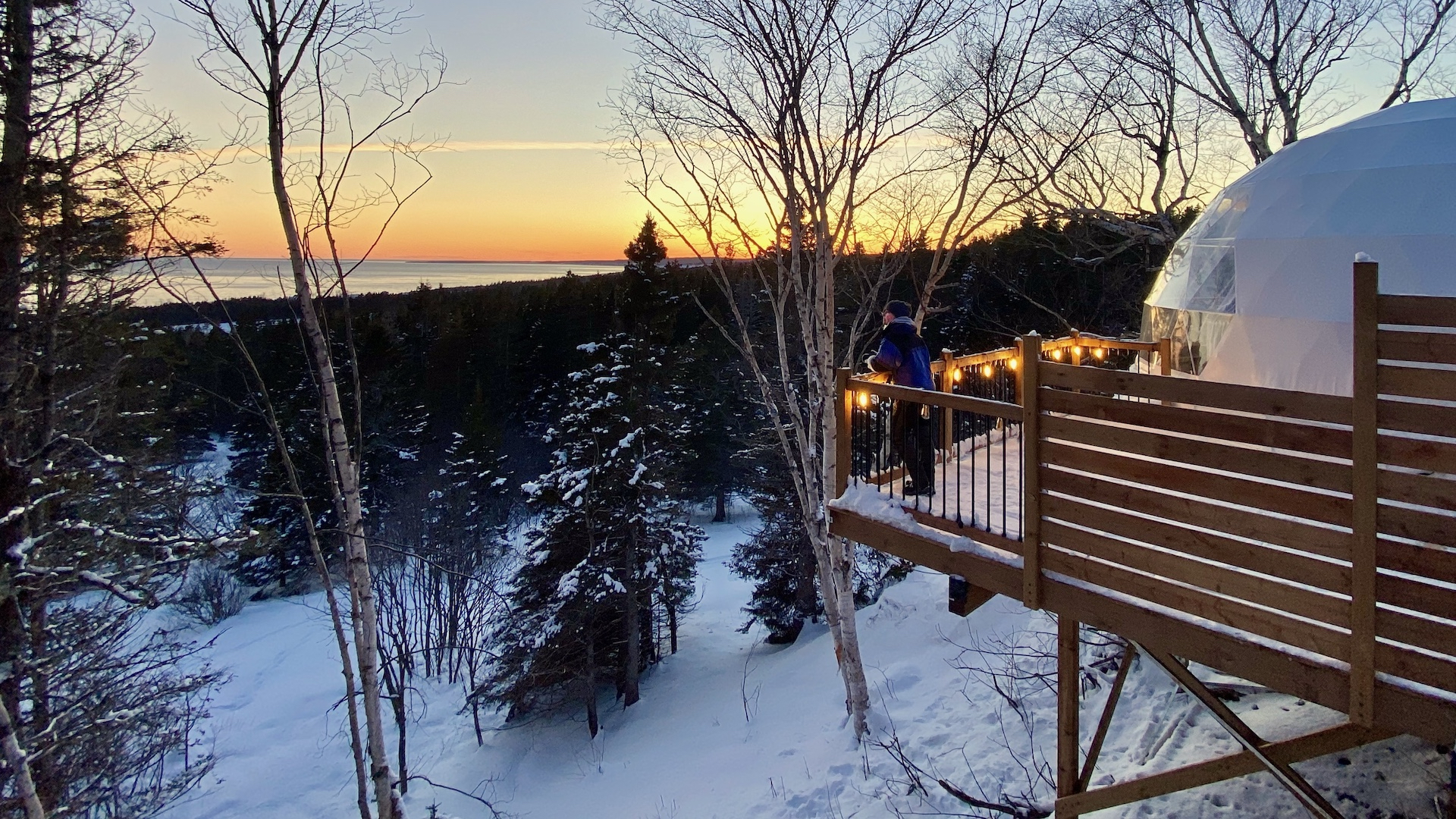 Dômes Rocher Percé au Domaine Renard