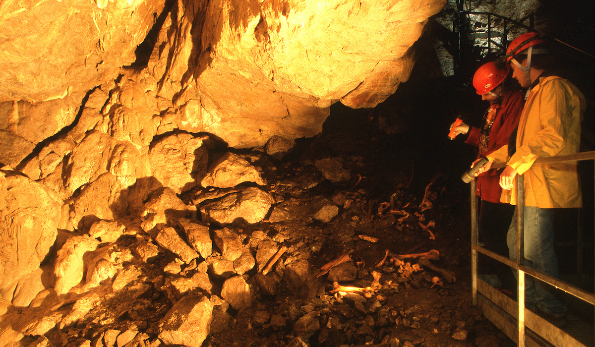 Grotte de Saint-Elzéar