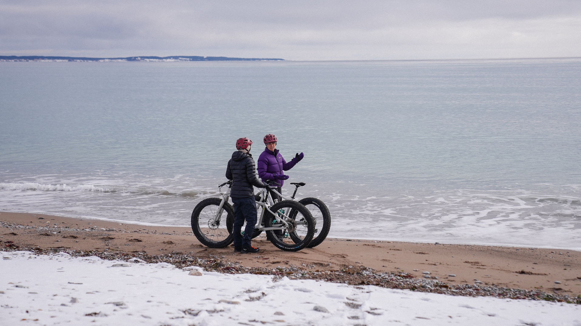 Christine Bérubé-Martin et Pascale Deschamps en fatbike à Coin-du-Banc