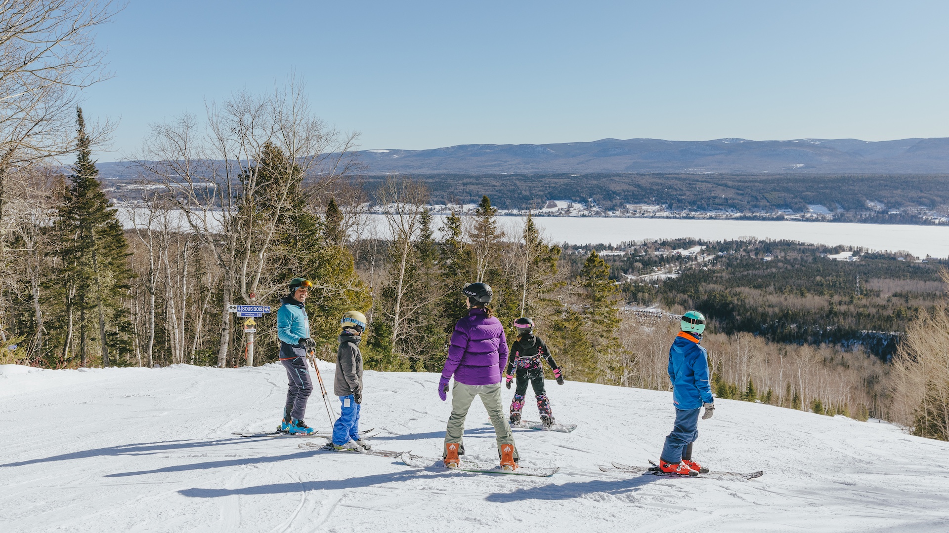 Ski alpin au Centre de ski Mont-Béchervaise, Gaspé